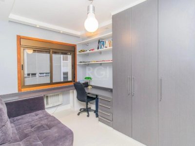 Apartamento à venda com 117m², 3 quartos, 1 suíte, 3 vagas no bairro Petrópolis em Porto Alegre - Foto 23