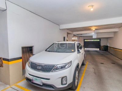 Apartamento à venda com 117m², 3 quartos, 1 suíte, 3 vagas no bairro Petrópolis em Porto Alegre - Foto 28