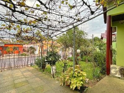 Casa à venda com 150m², 2 quartos, 2 vagas no bairro Ipanema em Porto Alegre - Foto 4