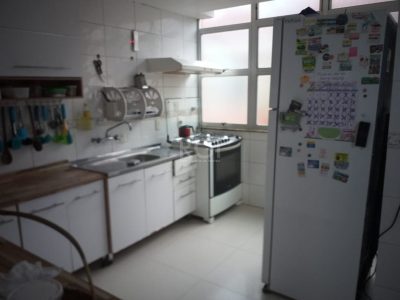 Apartamento à venda com 77m², 3 quartos no bairro Petrópolis em Porto Alegre - Foto 4