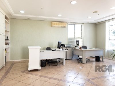 Conjunto/Sala à venda com 160m², 2 vagas no bairro Auxiliadora em Porto Alegre - Foto 17