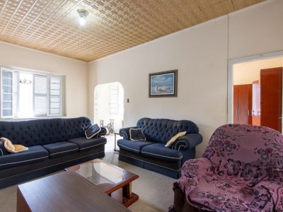 Casa à venda com 220m², 5 quartos, 2 vagas no bairro Ipanema em Porto Alegre - Foto 7