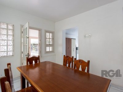 Casa à venda com 220m², 5 quartos, 2 vagas no bairro Ipanema em Porto Alegre - Foto 19