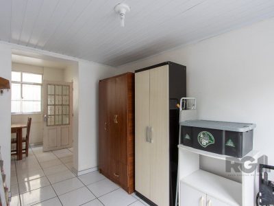 Casa à venda com 220m², 5 quartos, 2 vagas no bairro Ipanema em Porto Alegre - Foto 22