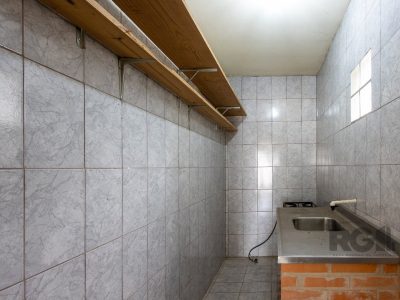 Casa à venda com 220m², 5 quartos, 2 vagas no bairro Ipanema em Porto Alegre - Foto 36