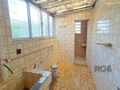 Casa à venda com 190m², 3 quartos, 4 vagas no bairro São Geraldo em Porto Alegre - Foto 11