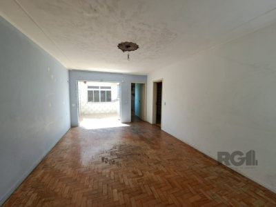 Casa à venda com 190m², 3 quartos, 4 vagas no bairro São Geraldo em Porto Alegre - Foto 19