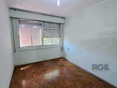 Casa à venda com 190m², 3 quartos, 4 vagas no bairro São Geraldo em Porto Alegre - Foto 22