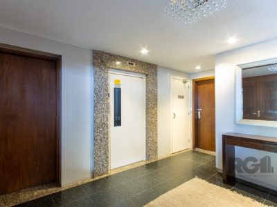 Apartamento à venda com 148m², 3 quartos, 1 suíte, 2 vagas no bairro Petrópolis em Porto Alegre - Foto 7