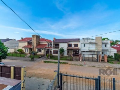 Casa à venda com 288m², 4 quartos, 1 suíte, 4 vagas no bairro Jardim Planalto em Porto Alegre - Foto 7