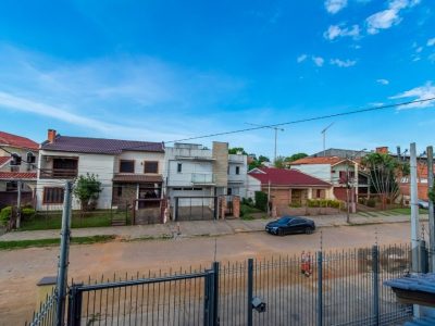 Casa à venda com 288m², 4 quartos, 1 suíte, 4 vagas no bairro Jardim Planalto em Porto Alegre - Foto 8