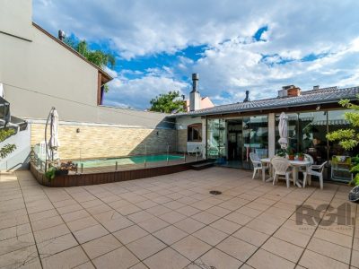 Casa à venda com 288m², 4 quartos, 1 suíte, 4 vagas no bairro Jardim Planalto em Porto Alegre - Foto 47