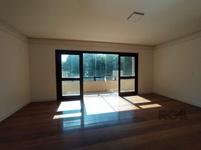 Casa Condominio à venda com 240m², 3 quartos, 1 suíte, 2 vagas no bairro Ipanema em Porto Alegre - Foto 5