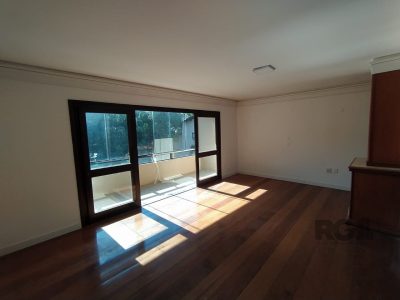 Casa Condominio à venda com 240m², 3 quartos, 1 suíte, 2 vagas no bairro Ipanema em Porto Alegre - Foto 19