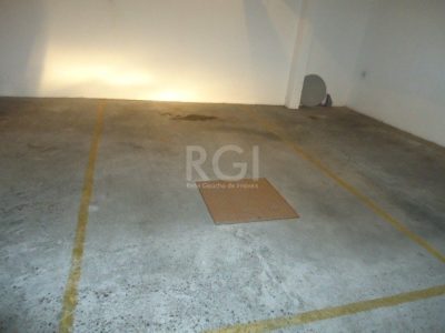 Apartamento à venda com 84m², 2 quartos, 1 suíte, 1 vaga no bairro Vila Ipiranga em Porto Alegre - Foto 22