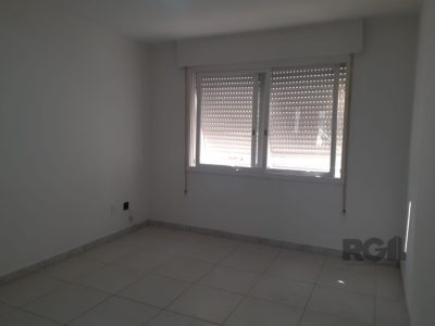 Apartamento à venda com 64m², 2 quartos, 1 vaga no bairro Cristal em Porto Alegre - Foto 2