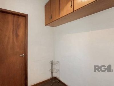 Apartamento à venda com 90m², 3 quartos, 1 vaga no bairro Floresta em Porto Alegre - Foto 24