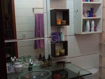 Casa à venda com 200m², 4 quartos, 2 vagas no bairro Vila Ipiranga em Porto Alegre - Foto 7