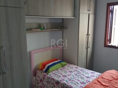 Casa à venda com 200m², 4 quartos, 2 vagas no bairro Vila Ipiranga em Porto Alegre - Foto 14