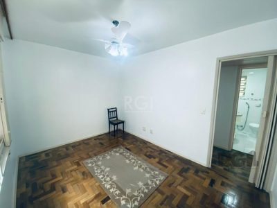 Apartamento à venda com 70m², 2 quartos no bairro Santana em Porto Alegre - Foto 4