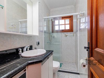 Casa à venda com 304m², 4 quartos, 2 suítes, 3 vagas no bairro Jardim Lindóia em Porto Alegre - Foto 48