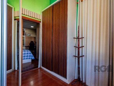 Casa à venda com 304m², 4 quartos, 2 suítes, 3 vagas no bairro Jardim Lindóia em Porto Alegre - Foto 50