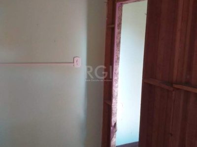 Casa à venda com 200m², 6 quartos, 4 vagas no bairro Tristeza em Porto Alegre - Foto 15