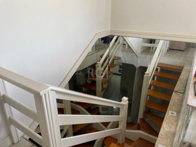 Cobertura à venda com 185m², 3 quartos, 1 suíte, 3 vagas no bairro Passo d'Areia em Porto Alegre - Foto 7