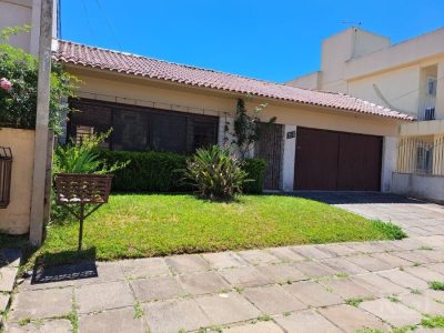 Casa à venda com 180m², 3 quartos, 1 suíte, 2 vagas no bairro Jardim Itu em Porto Alegre - Foto 22