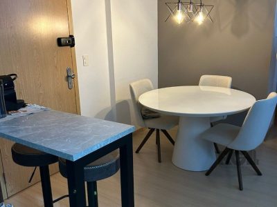 Apartamento à venda com 71m², 2 quartos, 1 suíte, 1 vaga no bairro Petrópolis em Porto Alegre - Foto 8