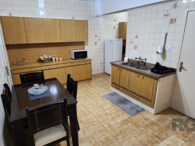 Apartamento à venda com 168m², 3 quartos no bairro Centro em Porto Alegre - Foto 12