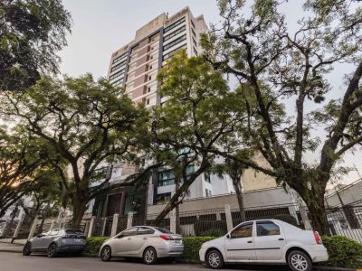 Apartamento à venda com 102m², 3 quartos, 1 suíte, 2 vagas no bairro Rio Branco em Porto Alegre - Foto 2