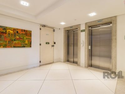 Apartamento à venda com 102m², 3 quartos, 1 suíte, 2 vagas no bairro Rio Branco em Porto Alegre - Foto 15