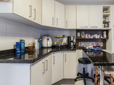 Apartamento à venda com 102m², 3 quartos, 1 suíte, 2 vagas no bairro Rio Branco em Porto Alegre - Foto 23