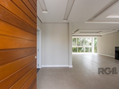 Casa à venda com 260m², 3 quartos, 2 suítes, 4 vagas no bairro Santa Tereza em Porto Alegre - Foto 4