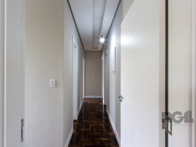 Casa à venda com 260m², 3 quartos, 2 suítes, 4 vagas no bairro Santa Tereza em Porto Alegre - Foto 14