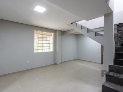 Casa à venda com 260m², 3 quartos, 2 suítes, 4 vagas no bairro Santa Tereza em Porto Alegre - Foto 30