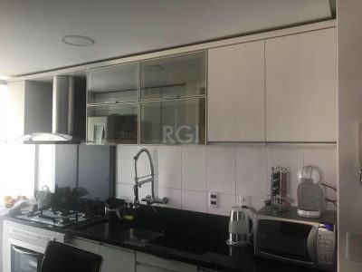 Apartamento à venda com 77m², 2 quartos, 1 suíte, 1 vaga no bairro Partenon em Porto Alegre - Foto 7