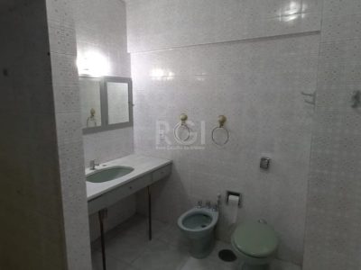 Apartamento à venda com 136m², 3 quartos, 1 vaga no bairro Centro Histórico em Porto Alegre - Foto 24