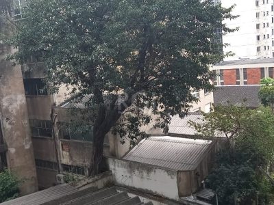 Apartamento à venda com 136m², 3 quartos, 1 vaga no bairro Centro Histórico em Porto Alegre - Foto 32