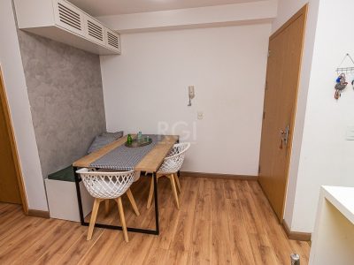 Apartamento à venda com 52m², 2 quartos, 1 vaga no bairro Jardim Carvalho em Porto Alegre - Foto 7