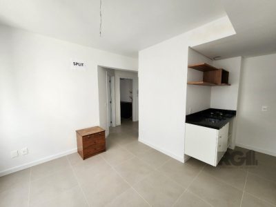 Apartamento à venda com 66m², 2 quartos, 1 suíte, 1 vaga no bairro Centro em Capão da Canoa - Foto 5