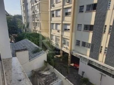 Apartamento à venda com 71m², 2 quartos, 1 suíte, 1 vaga no bairro Menino Deus em Porto Alegre - Foto 10