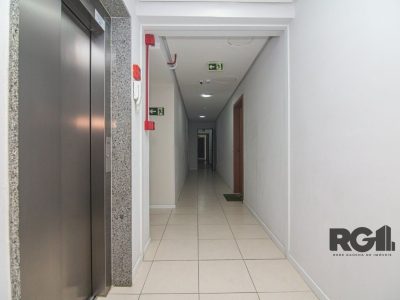 Apartamento à venda com 71m², 3 quartos, 1 suíte, 2 vagas no bairro Menino Deus em Porto Alegre - Foto 10