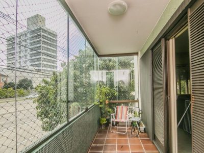 Apartamento à venda com 192m², 3 quartos, 1 suíte, 2 vagas no bairro Petrópolis em Porto Alegre - Foto 4