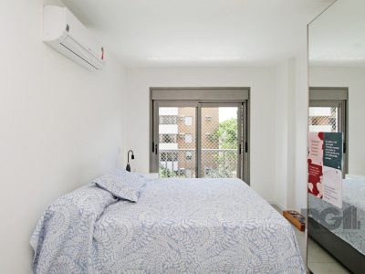 Apartamento à venda com 105m², 3 quartos, 1 suíte, 2 vagas no bairro Menino Deus em Porto Alegre - Foto 43