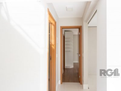 Apartamento à venda com 65m², 2 quartos, 1 suíte, 1 vaga no bairro Tristeza em Porto Alegre - Foto 13