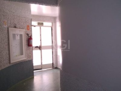 Apartamento à venda com 92m², 2 quartos, 2 suítes, 1 vaga no bairro Petrópolis em Porto Alegre - Foto 8