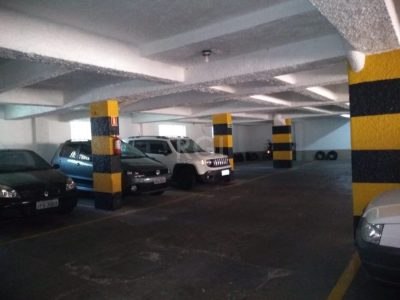 Apartamento à venda com 92m², 2 quartos, 2 suítes, 1 vaga no bairro Petrópolis em Porto Alegre - Foto 16