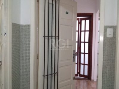 Apartamento à venda com 92m², 2 quartos, 2 suítes, 1 vaga no bairro Petrópolis em Porto Alegre - Foto 11